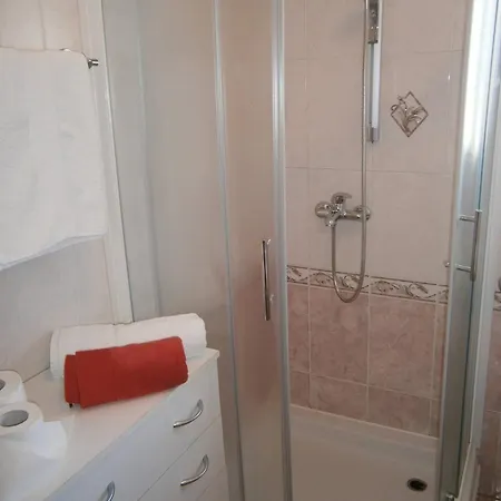 Beautiful Sanela For Relaxed Vacation Maison d'hôtes