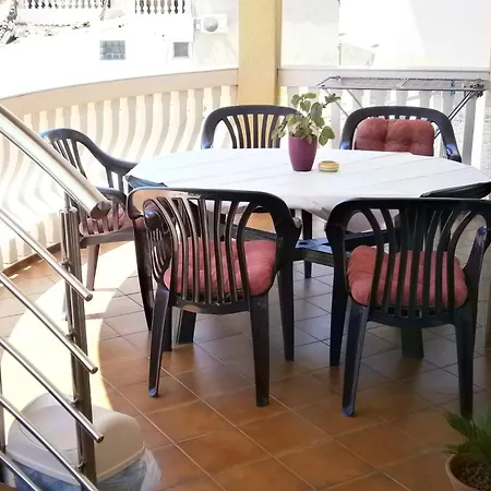 Maison d'hôtes Beautiful Sanela For Relaxed Vacation Vodice