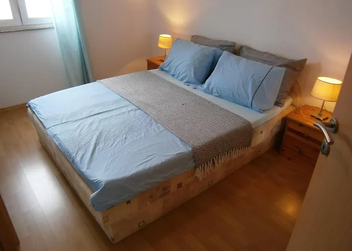 Beautiful Sanela For Relaxed Vacation Gostinjska kuća Vodice