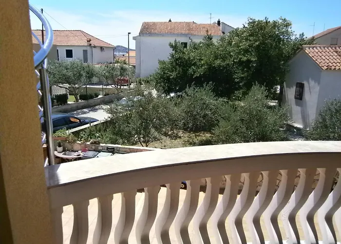 Gostinjska kuća Beautiful Sanela For Relaxed Vacation